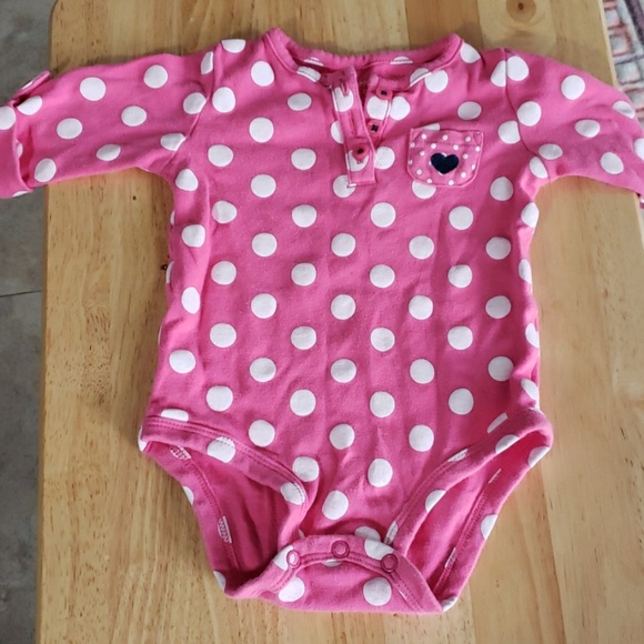 Carters 9 months lot of 3 onesies and pants - Picture 4 of 7